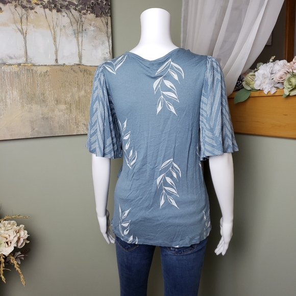 Lucky Brand Floral Wrap Top - Picture 6 of 16